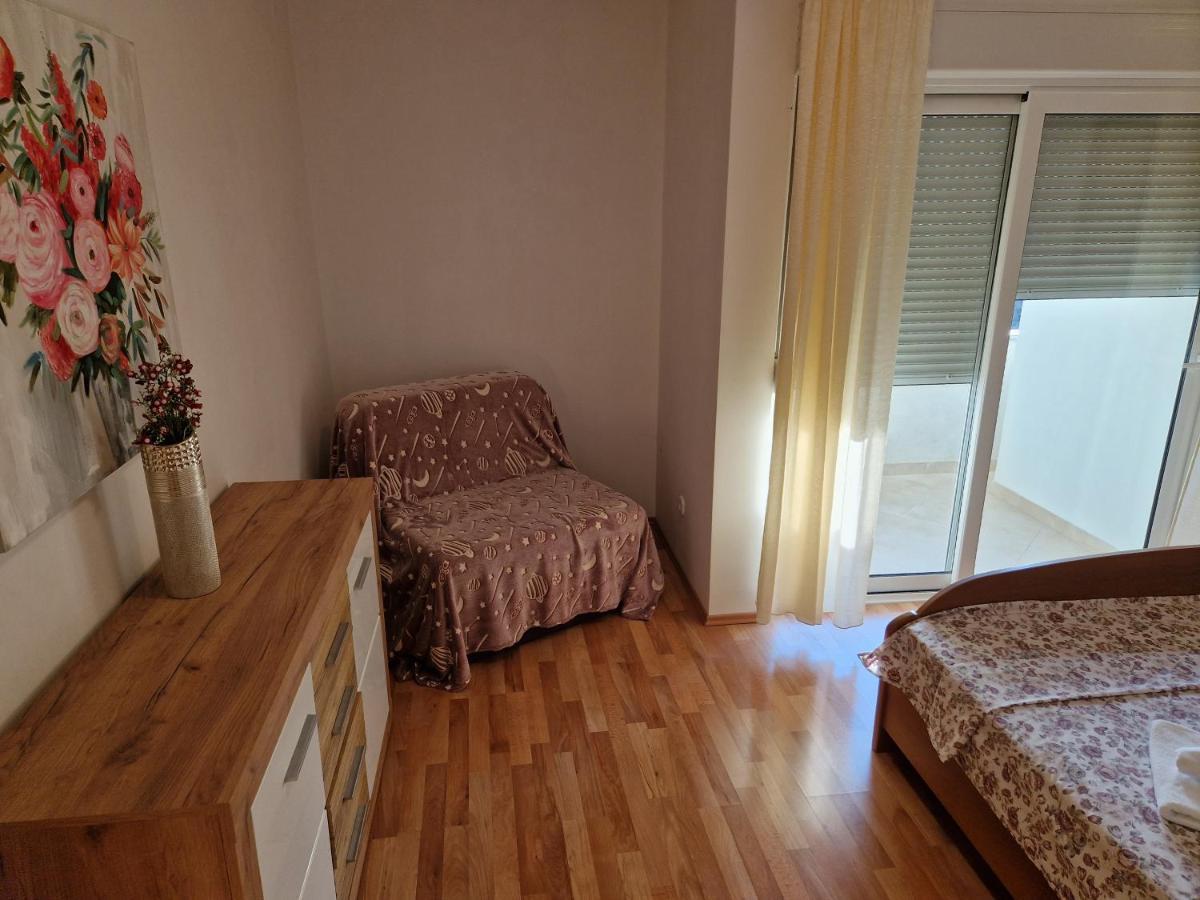 Apartments Jagoda Podstrana Bagian luar foto